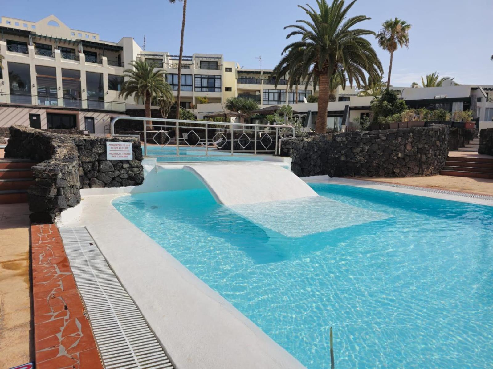Bungalow Lido-Playa Roca Residence With Sea Front Access - Free Ac - Wifi Costa Teguise Exterior foto